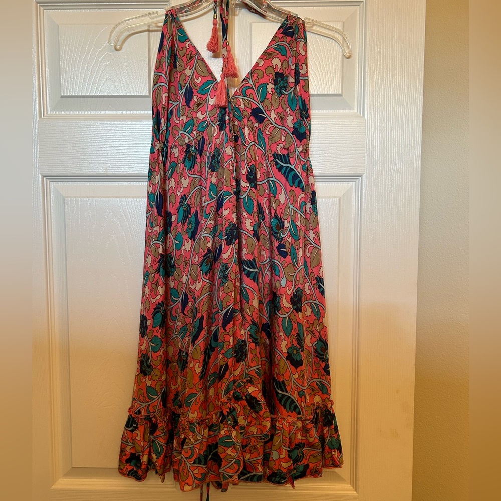 Beautiful new with tags Karma Highway short ruffle dress. Regular.